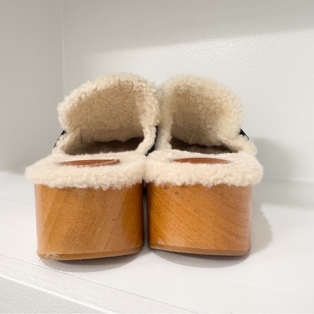 CHLOÉ Joy Suede & Shearling Clogs - Picture 13 of 15